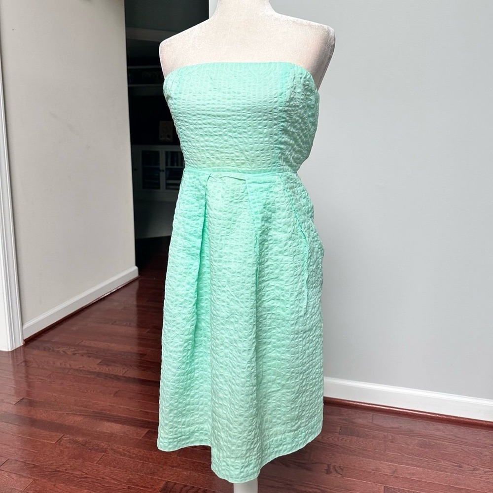 J. Crew Strapless Embossed Mini‎ Cocktail Dress with Pockets Size 8